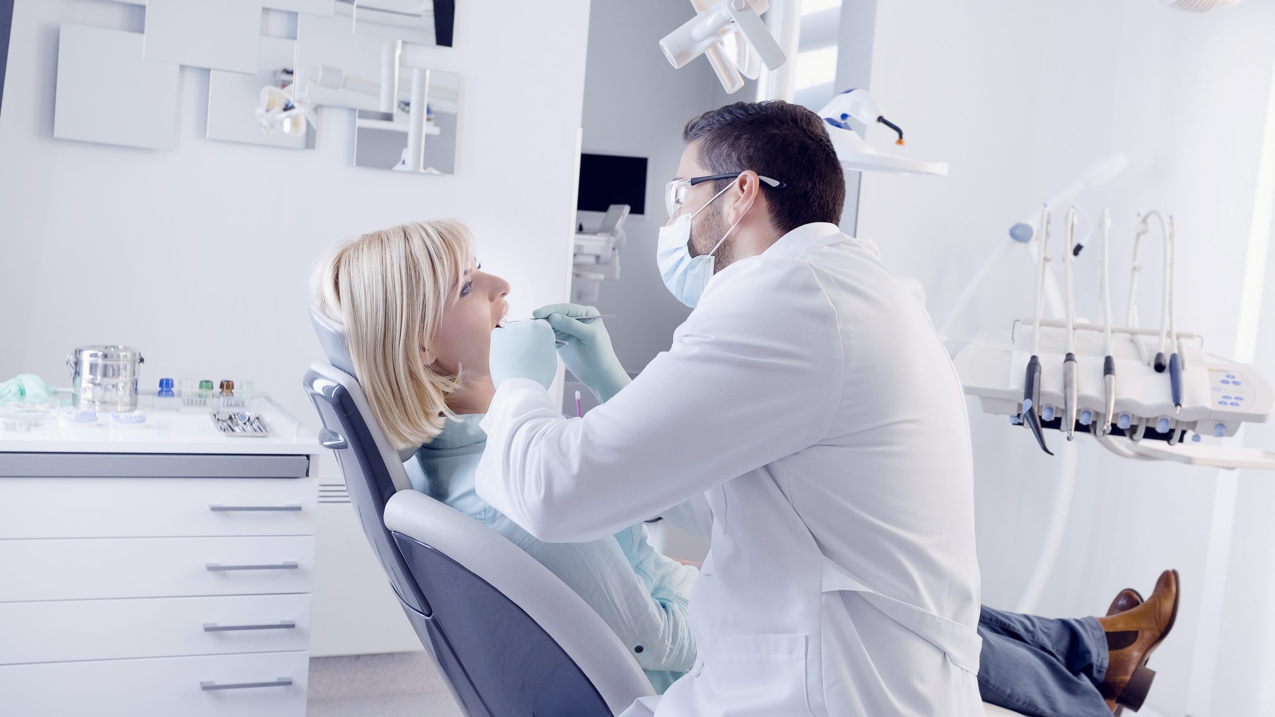 Dentist in Willow Springs, IL